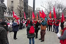 Марксисты и феминисты провели в Москве пикет по случаю 8 марта