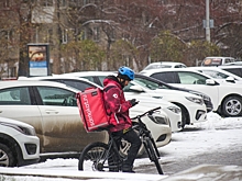 С утра улицы Тюмени сковали 9-балльные пробки: «Опять снег?»