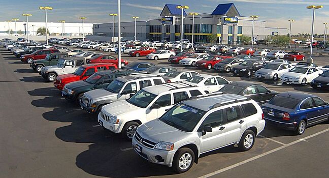 Названы причины ажиотажного спроса на рынке подержанных авто