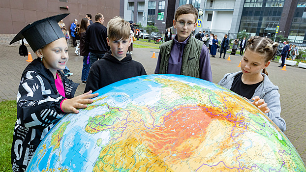 Всероссийская олимпиада школьников 2025–2026: как в ней участвовать и что даёт победа