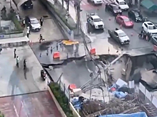 Яма глубиной 50 метров образовалась на улице Бангкока