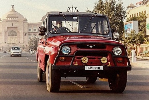 Посмотрите на редкий праворульный УАЗ-469 из Индии