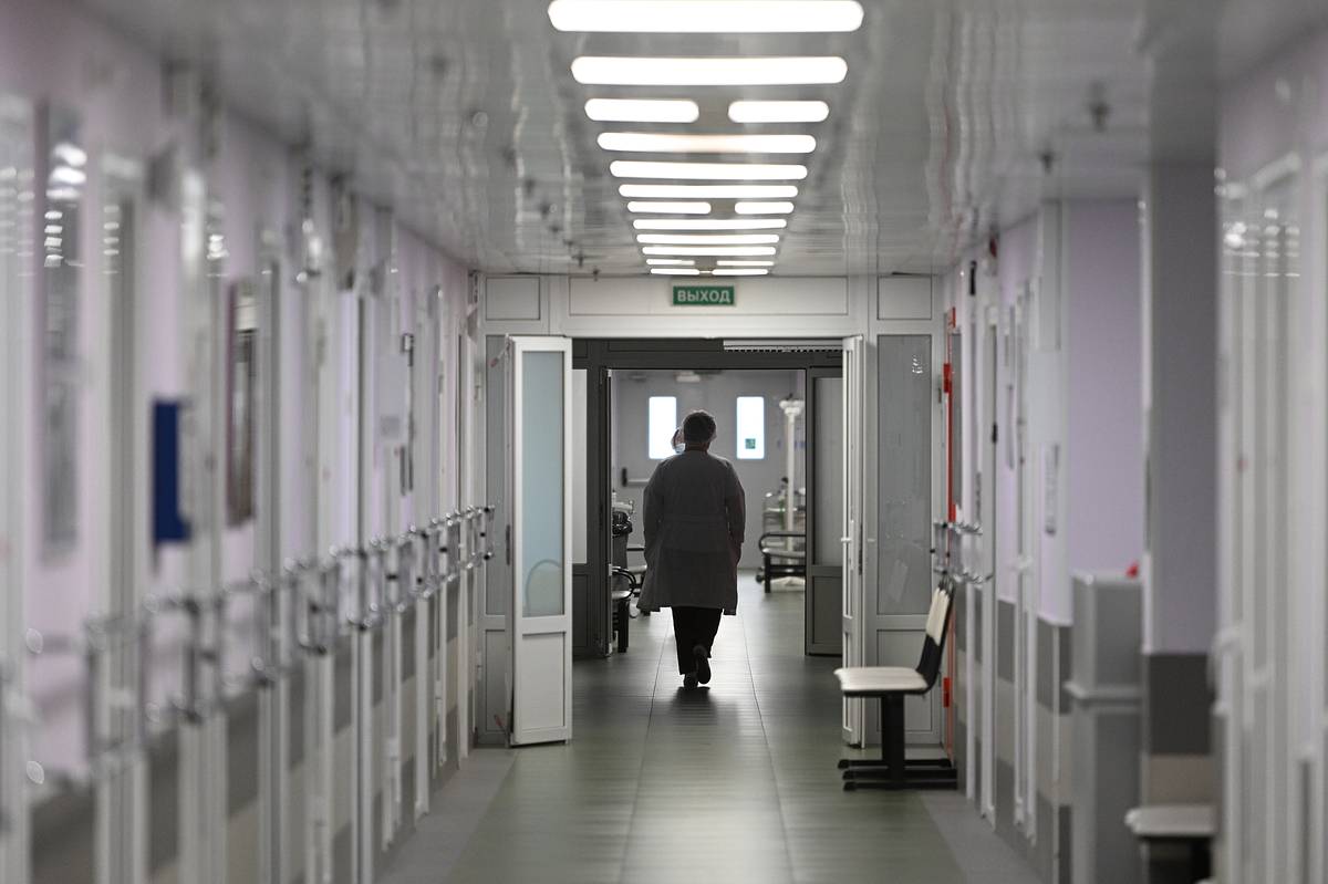 Пациент больницы в Москве покурил в постели и не выжил