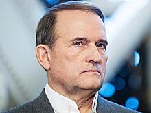 Медведчук раскритиковал власти за «стыдливое молчание»