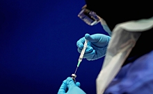 Еврокомиссия разрешила использование вакцины Pfizer и BioNTech
