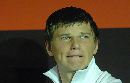 Аршавин выбросил на трибуны медаль финалиста Кубка Казахстана