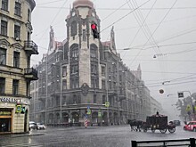 В Петербурге прошла гроза. Горожане показывают, как это было
