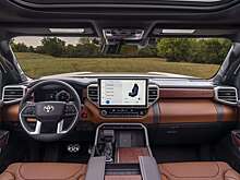 Полный привод, мощный мотор, просторный салон — отличный внедорожник Toyota привезли в РФ