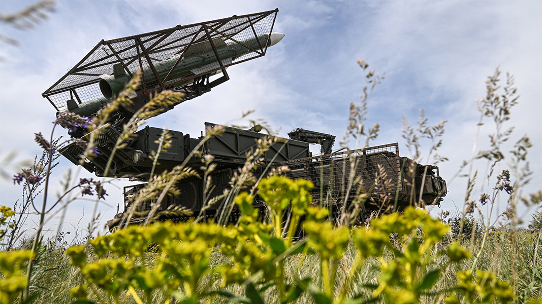 В Крыму объявили ракетную опасность