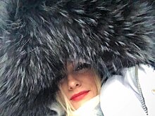 «Тебя съел капюшон?»: Полина Максимова утеплилась к холодам
