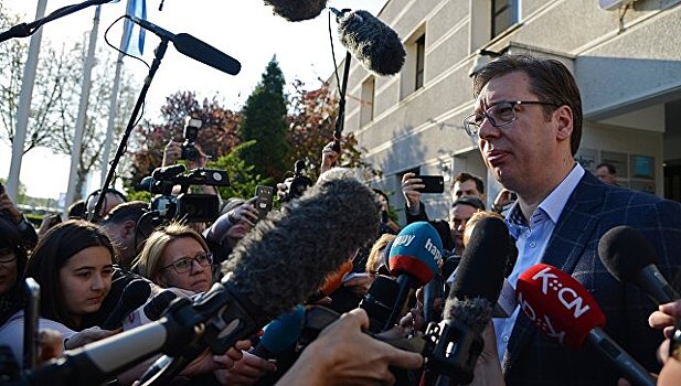 Вучич объявил о победе на выборах президента Сербии