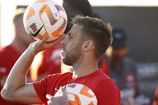 Рыбус сообщил, что ведет переговоры с тремя клубами из России