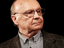 Биография Андрея Мягкова