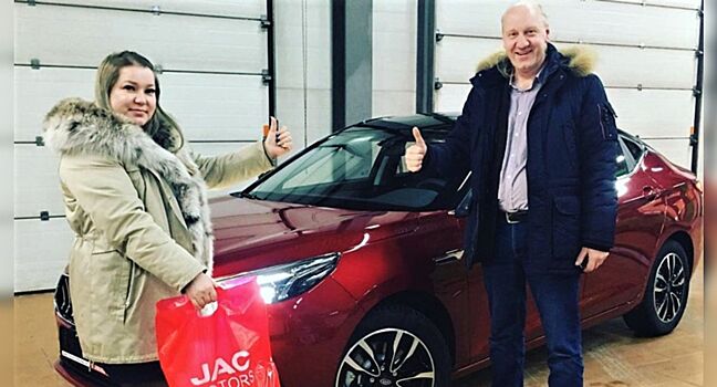 Первые JAC J7 начали передавать клиентам в РФ