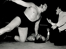 Трагическая история величайшего пьяницы и выдающегося рестлера Андре Гиганта