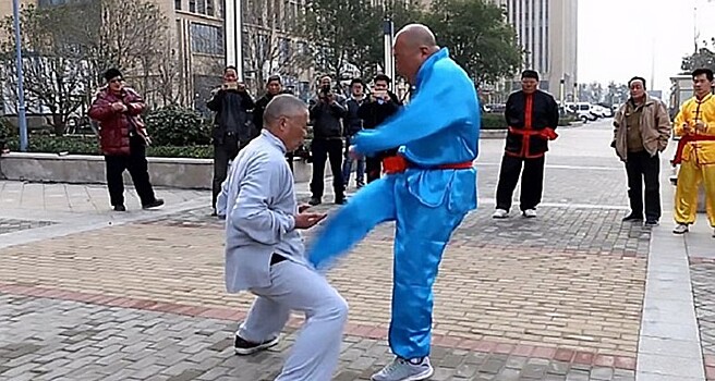 Мастер кунг-фу показал уникальную технику