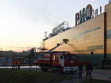 Работавших на тушении пожара в московском ТРЦ «Рио» спасателей представили к наградам