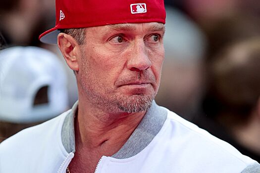 Роман Костомаров считает Овечкина и Медведева самыми влиятельными спортсменами России