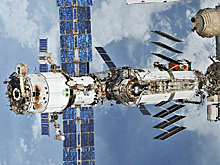 Опубликовано видео слияния капель воды в невесомости на МКС