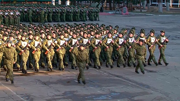 В филиале Военной академии РВСН прошла тренировка к параду Победы