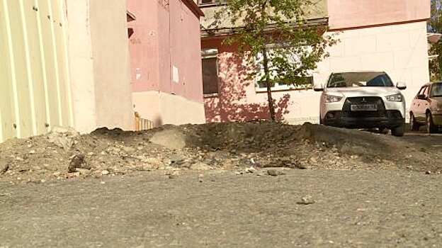 Пензенцев призвали восстановить вскрытый при ремонте асфальт самим