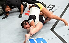 Шевченко победила Пенью болевым приёмом на турнире UFC on FOX 23