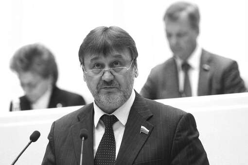 Глава комитета Совфеда Тимченко: сенатор Владимир Лебедев умер от инфаркта