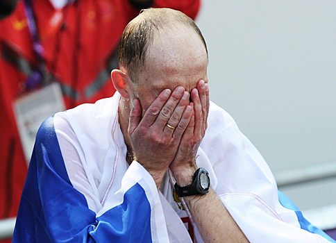 Российских атлетов обвинили в даче взяток ИААФ