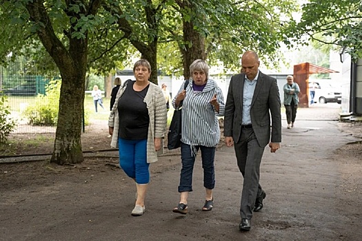 Алексей Беспрозванных запустит программу ремонта тротуаров в Калининграде