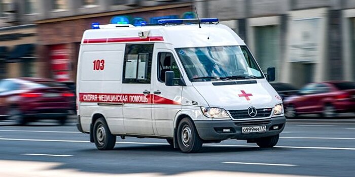 В центре Москвы автомобиль сбил двух детей