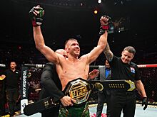 Дю Плесси: в среднем весе может быть только один Бугимен