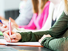 Рособрнадзор лишил лицензий два вуза