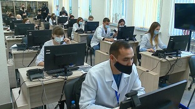 В Пензе больных COVID-19 начали консультировать по телефону