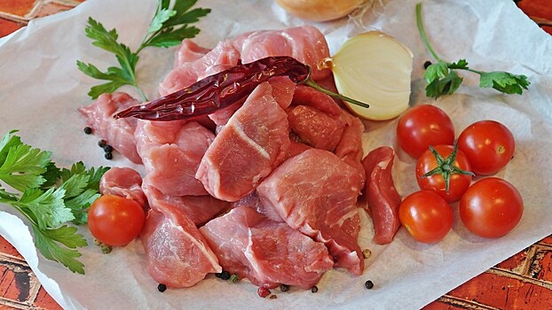 Эксперт прокомментировал исследование о повышающих риск рака кишечника продуктах