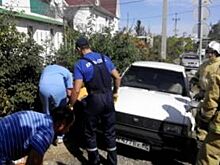 В Саратове "двенадцатая" протаранила "Мерседес"