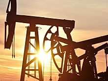 ОПЕК+ решила сократить добычу нефти в октябре