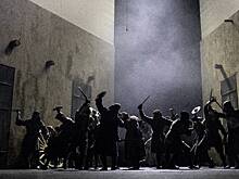 Шекспир едет на Кавказ: в Театре Моссовета прошла премьера «Макбета» Кончаловского