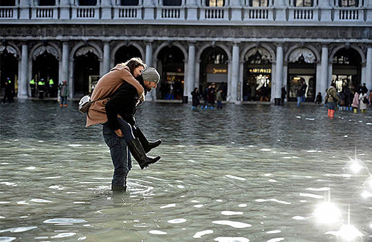 Россияне не стали аннулировать туры в Венецию из-за наводнения
