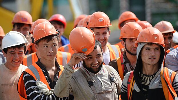 Власти России пообещали приток трудовых мигрантов