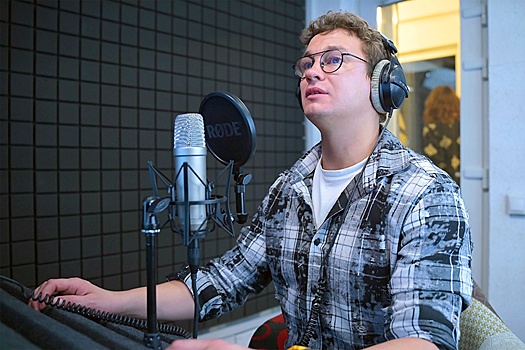 Кологривый и Колокольников озвучили героев сериала о невербальном аутизме