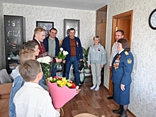 Руководство силовых ведомств поздравило ветерана УИС с 9 Мая