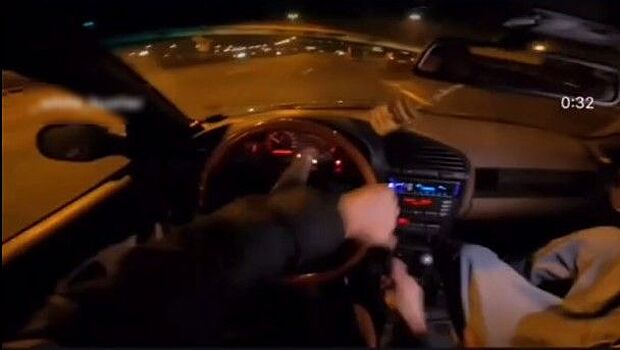 В Санкт-Петербурге автомобиль блогера из Ижевска в третий раз отправили на спецстоянку