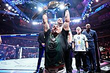 Том Аспиналл — Кёртис Блэйдс, бой за временный пояс, UFC 304, сколько временных чемпионов UFC защищали пояса, Орловский