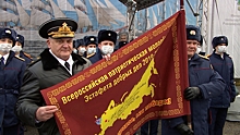На паруснике в Калининград прибыло знамя «Эстафеты добрых дел»