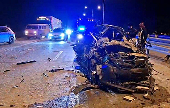 Число погибших в ДТП с тремя автомобилями в Приморье выросло до трех