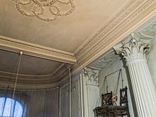 Петербуржцы рассказали о странных дизайнерских решениях старого фонда