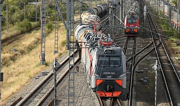 В Волгоградской области на ж/д путях погиб мужчина