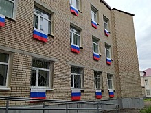Саратовские партийцы принимают активное участие в акции «Флаги России»