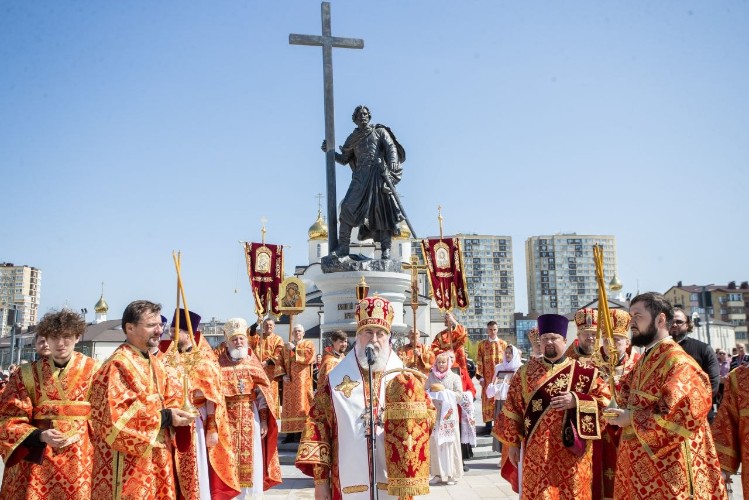 Памятник князю Владимиру — крестителю Руси — появился в Анапе