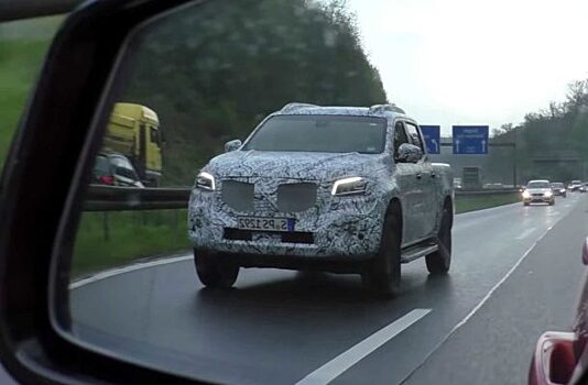 Пикап Mercedes X-Class снова в деле (Видео)
